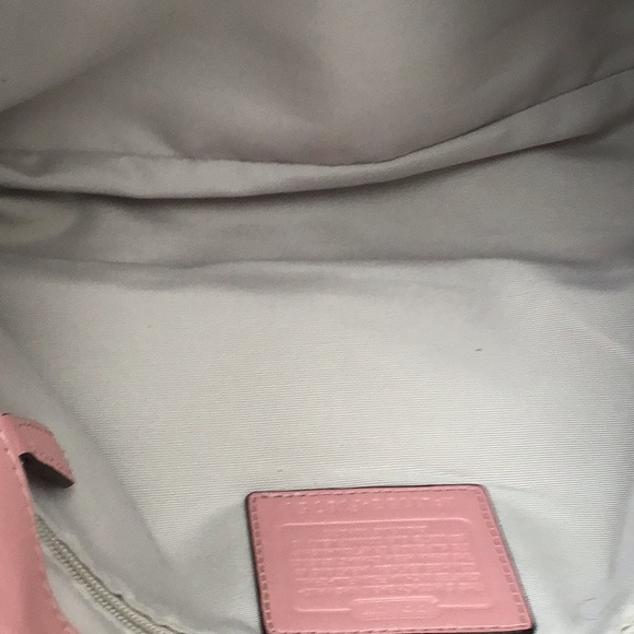EUC Super, Super Gorgeous Pink COACH Handbag - Picture 11 of 12